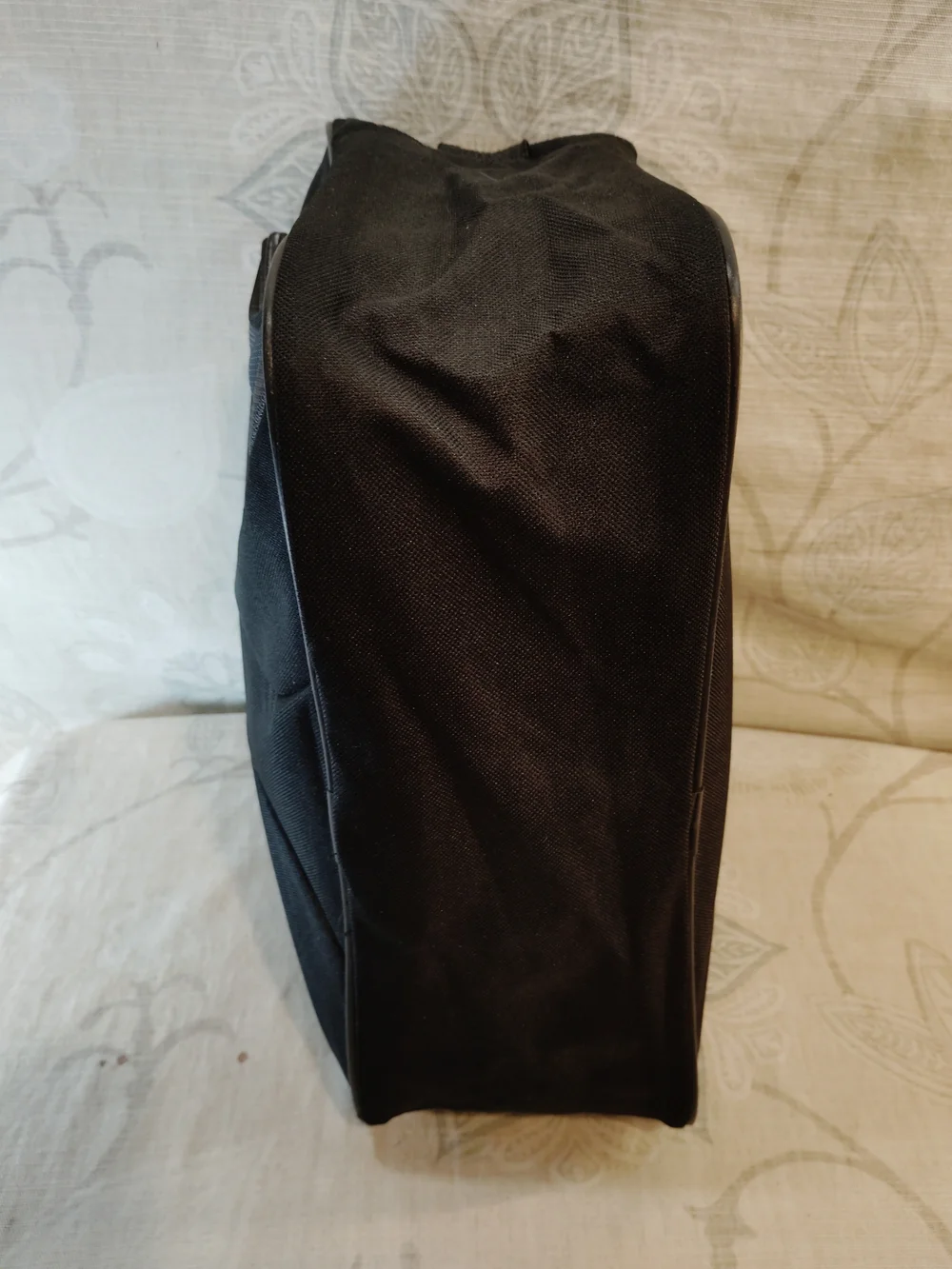 Protégé Black Travel Over Night/ Carry  On Bag With Strap